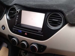 Đầu hyundai i10 bị trắng màn