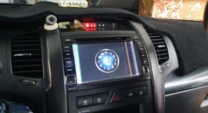 Màn hình kia sorento bị kẻ