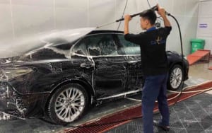 Rửa xe ô tô