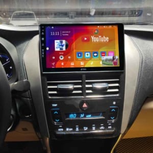 Màn hình Android cho Toyota Yaris 2018, 2019, 2020, 2021