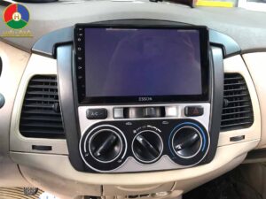 Sửa lỗi đen màn hình xe toyotas innova