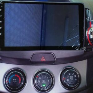 lỗi vỡ màn hình cmr ứng xe hyundai avante