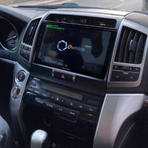 Màn hình Android xe toyota Land Cruiser treo logo