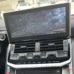 Sửa lỗi vỡ màn hình cảm ứng xe Toyota Land cruiser