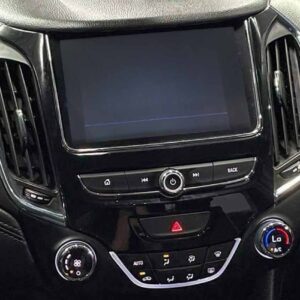lỗi đen màn hình xe chevrolet cruze
