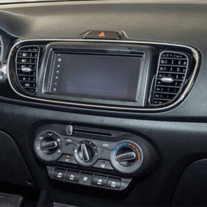 Lỗi đen màn hình xe Kia Soluto