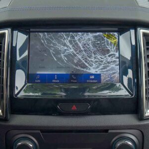 lỗi vỡ màn cảm ứng xe ford everest