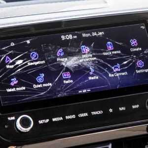 Sửa lỗi vỡ màn hình cảm ứng xe Kia Carens