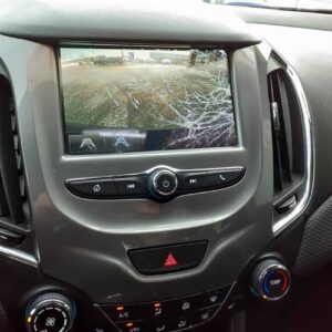 sửa lỗi vỡ màn hình cảm ứng xe chevrolet cruze