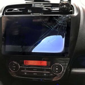 lỗi cảm ứng màn hình xe mitsubishi mirage