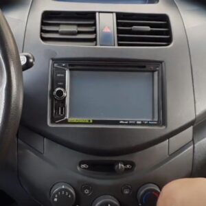 lỗi đen màn hình xe chevrolet spark