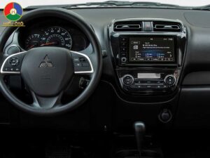nội thất xe mitsubishi mirage