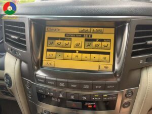 lỗi vàng màn hinh lexus