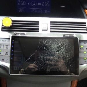 sửa lỗi cảm ứng màn hình xe toyota avalon