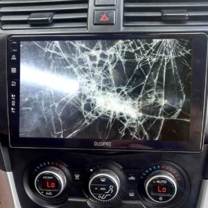 sửa lỗi vỡ cảm ứng màn hình ô tô