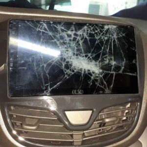 sửa lỗi cảm ứng màn hình xe vinfast fadil