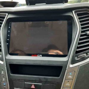 đen màn hình android ô tô