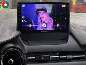 màn hình android ô tô thương hiệu naviplay
