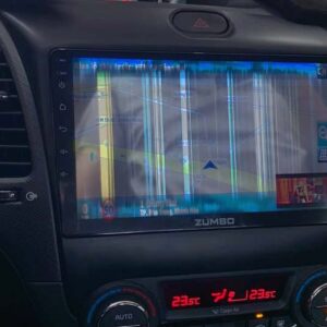 kẻ màn hình android ô tô