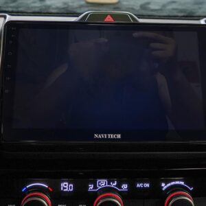 lỗi đen màn hình android oto