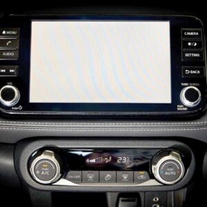 lỗi trắng màn hình xe nissan kicks