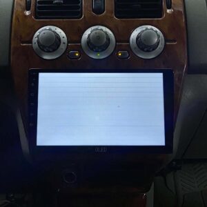 lỗi trăng màn hình xe mitsubishi jolie