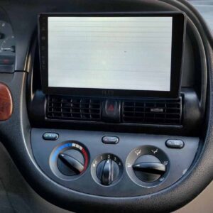 lỗi trắng màn hình xe chevrolet vivant