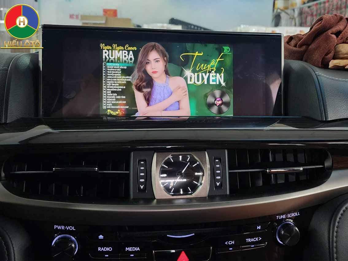 màn hình android lexus lx570