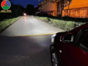 độ đèn led gầm ô tô không gây chói mắt