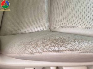 ghế da ô tô bị nứt nẻ 