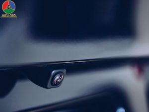 tai-sao-chu-xe-can-lap-camera-lui-o-to