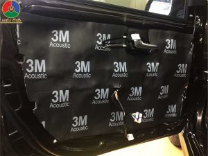 vì sao cần dán chống ồn xe ô tô 